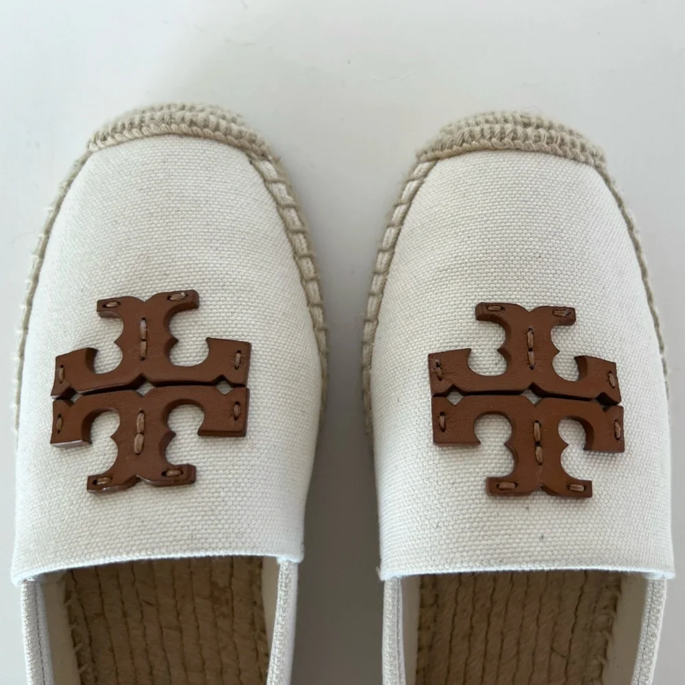 Tory Burch Everly Cotton Canvas Espadrille in Cream Off White Brie/Amber, size 6